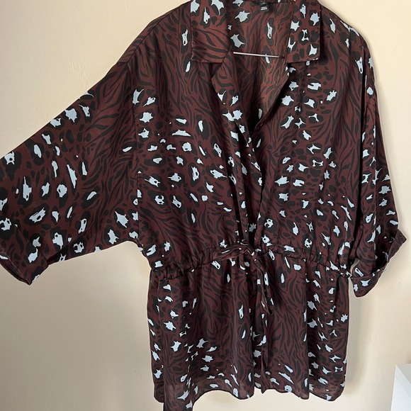River Island Plus Waisted Shirt Abstract Animal Print Size 20 - Picture 5 of 10
